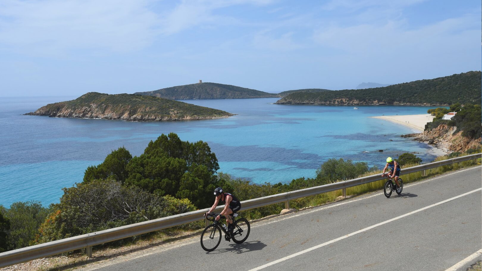 https://www.chialagunaresort.com/wp-content/uploads/2021/05/IHC_Chia-Laguna-Resort_grid_csw_bike-2.jpg