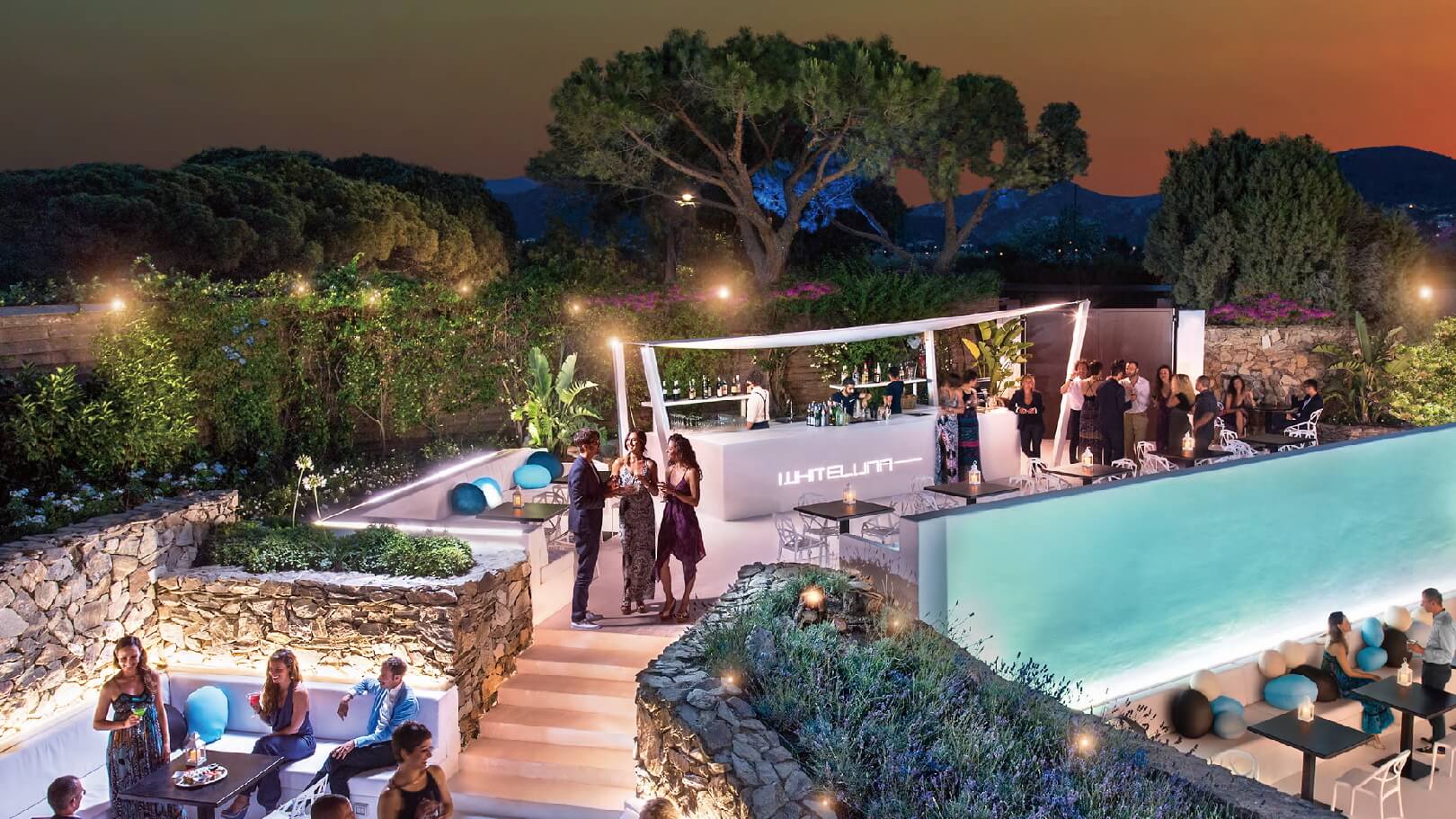 https://www.chialagunaresort.com/wp-content/uploads/2021/05/IHC_Chia-Laguna-Resort_grid_nightlife.jpg