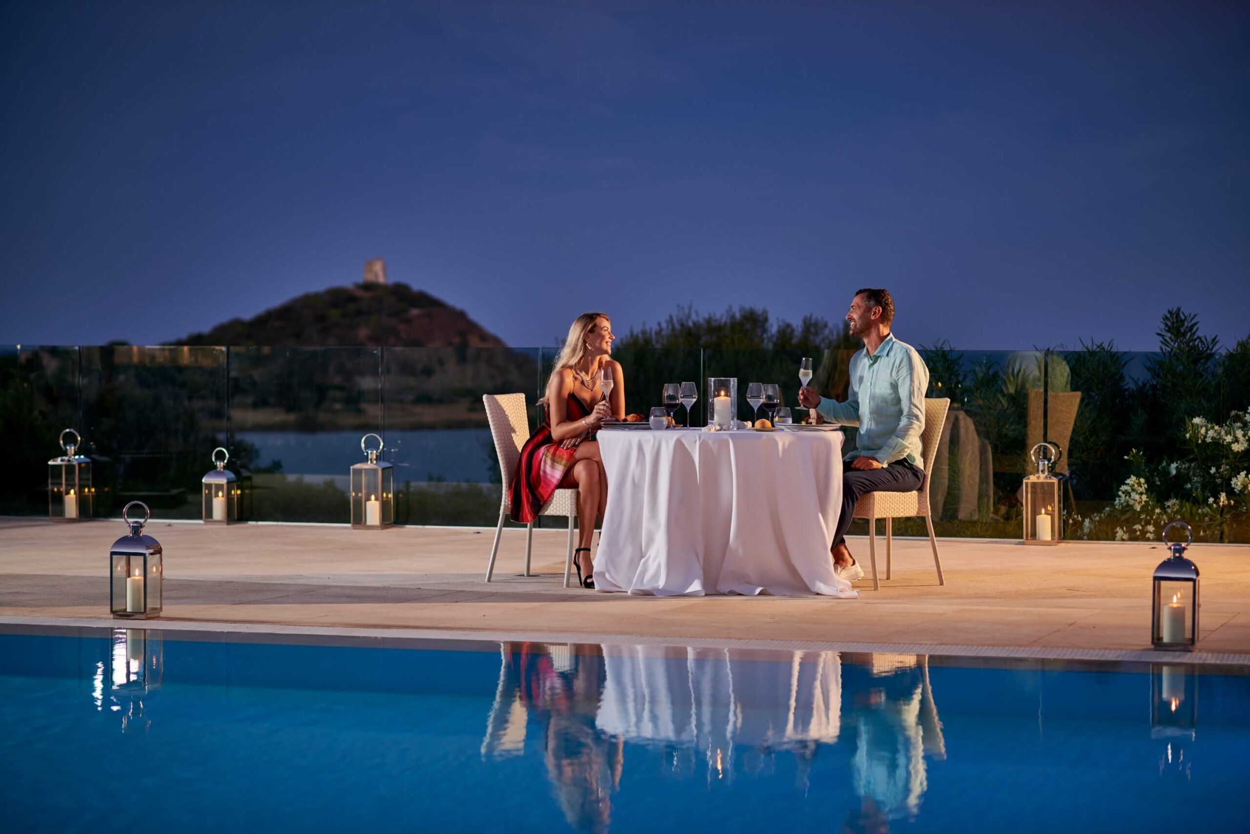 Hotel Laguna_Romantic Dinner by the Pool